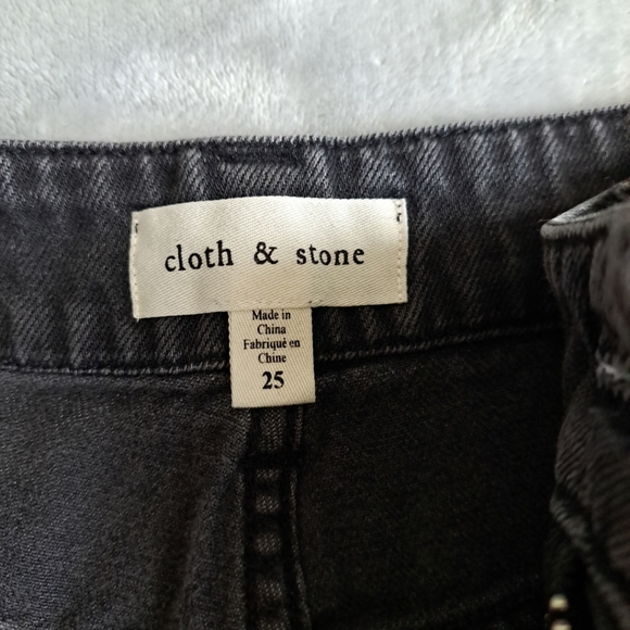 Cloth & Stone Size 25 Distressed Straight Leg Jeans Raw Hem Legacy Wash Black - Picture 12 of 15
